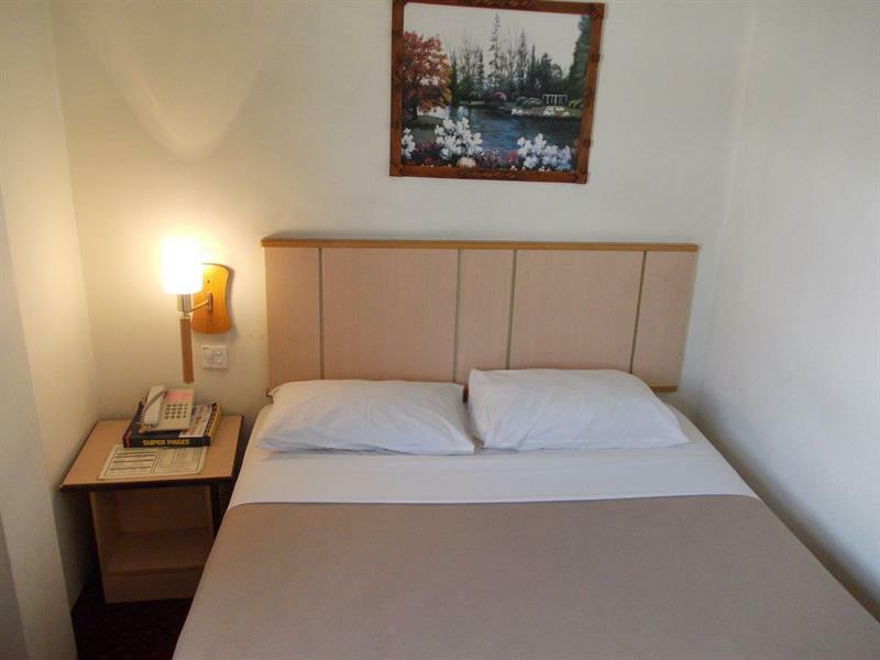 Hotel Sri Sutra - Sungai Buloh Petaling Jaya Exteriör bild